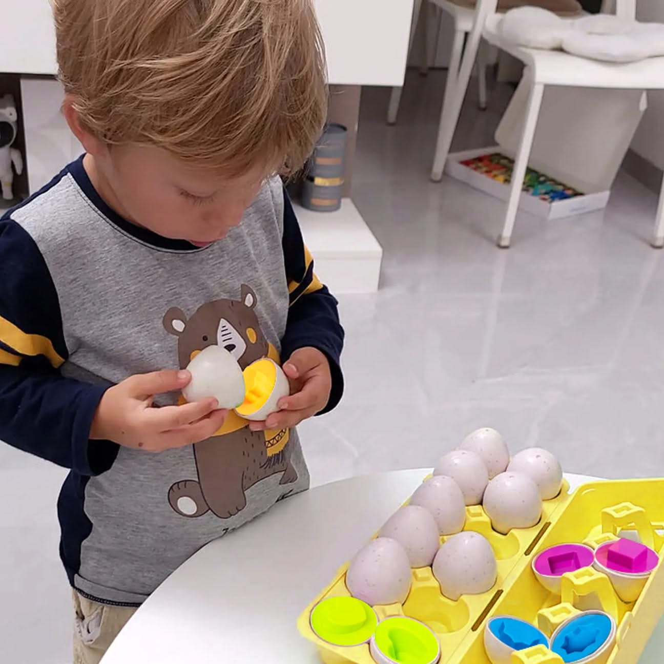 Montessori Huevos Geométricos